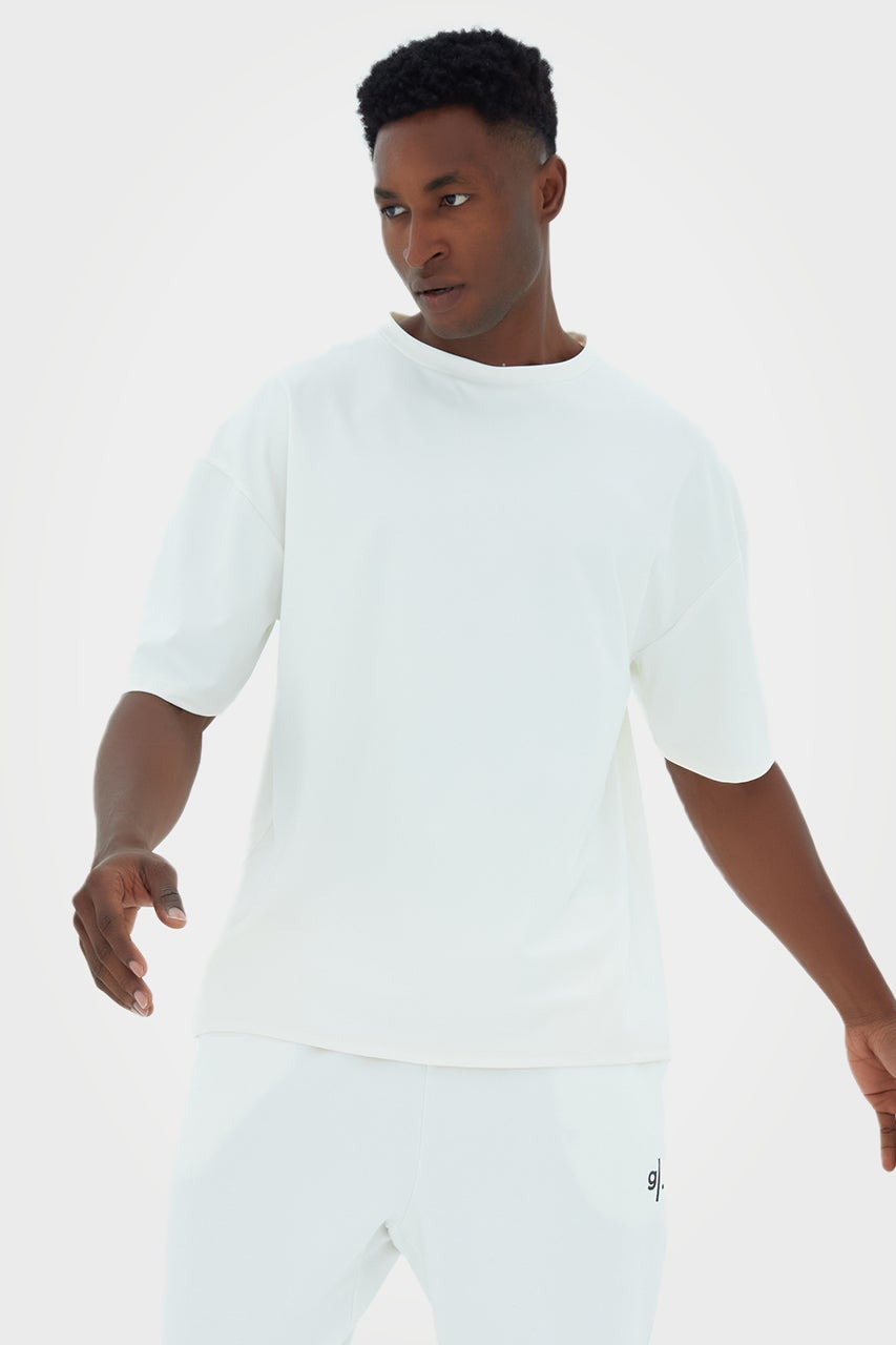 T-shirt oversize pour homme, écoresponsable et adapté à tous les corps